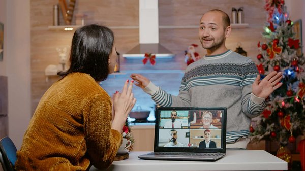 Sexisme et dominance sociale : comprendre la manterruption